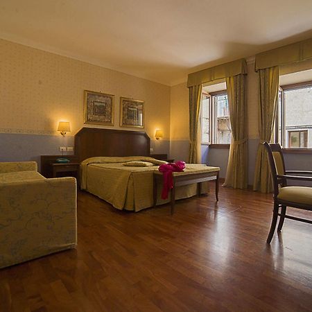 Hotel Filippeschi Орвието Екстериор снимка