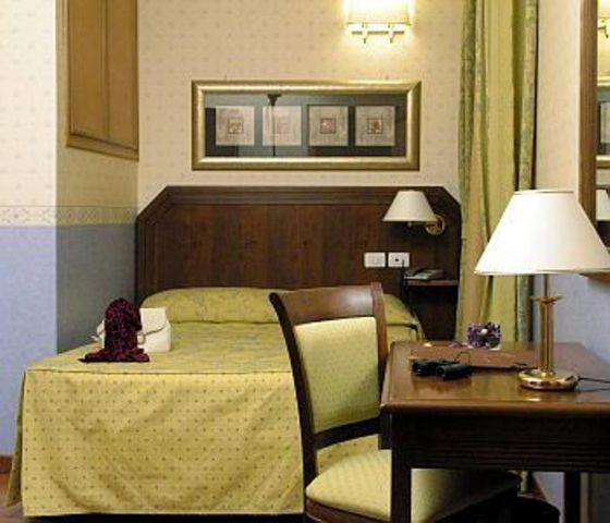 Hotel Filippeschi Орвието Екстериор снимка