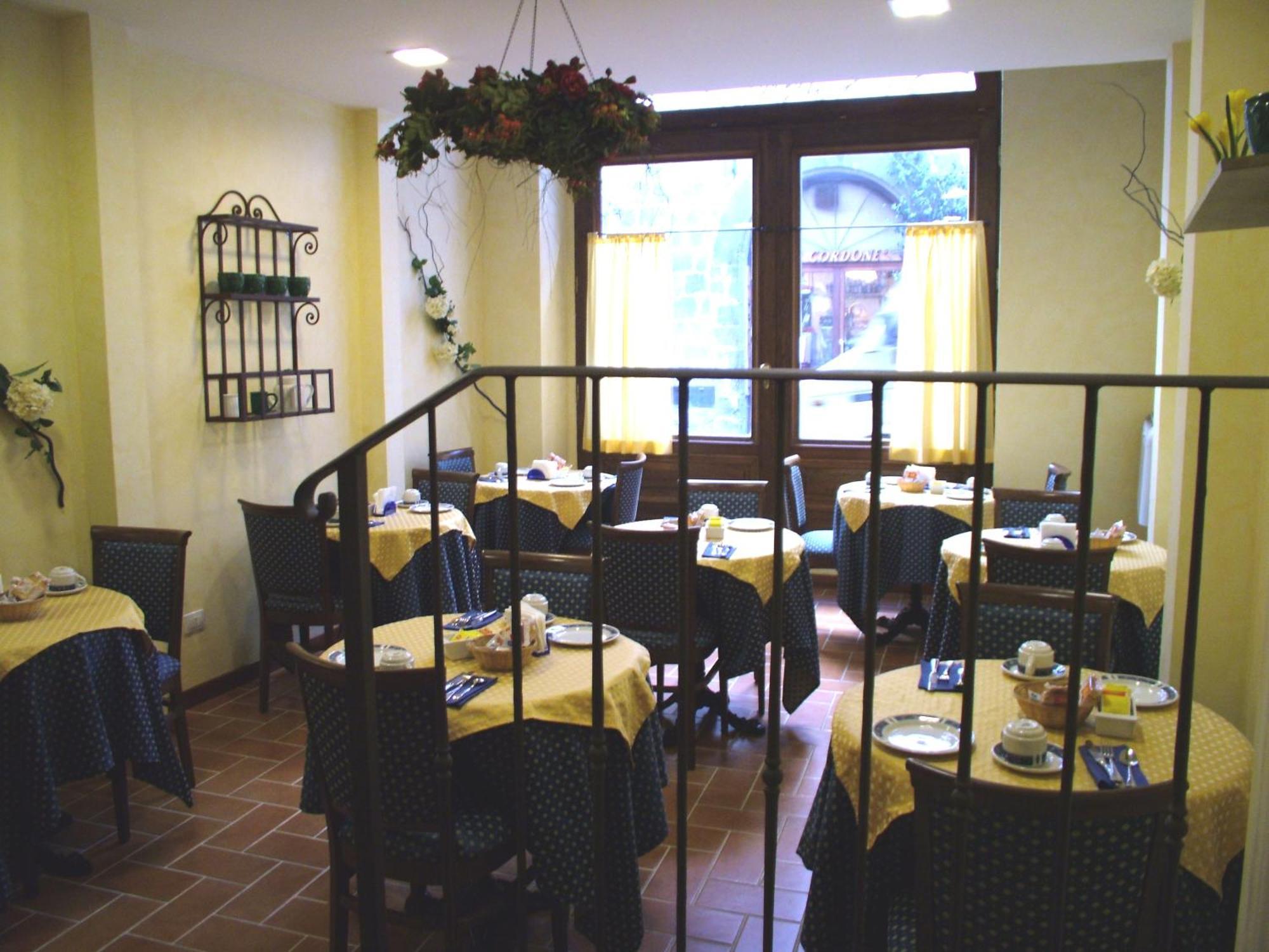 Hotel Filippeschi Орвието Екстериор снимка
