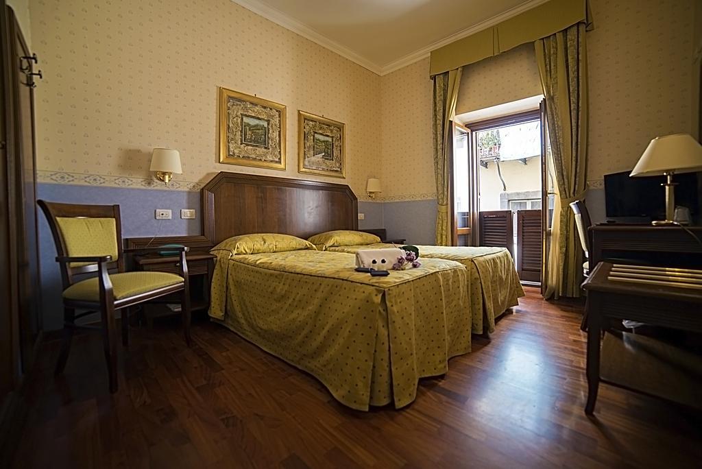 Hotel Filippeschi Орвието Екстериор снимка