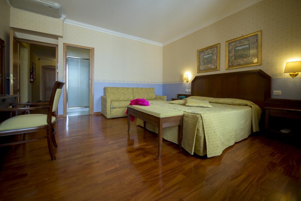 Hotel Filippeschi Орвието Екстериор снимка